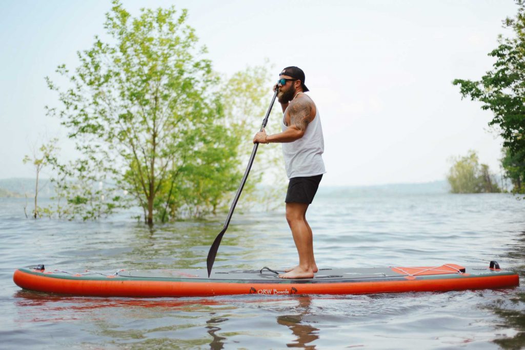stand-up-paddleboard-lake-taneycomo